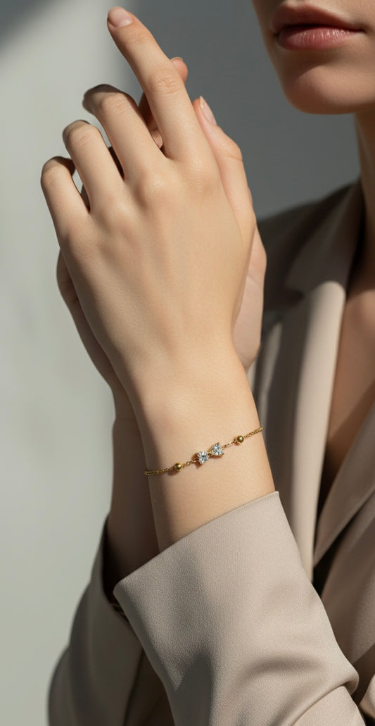 Ailaura Bow Charm Bracelet