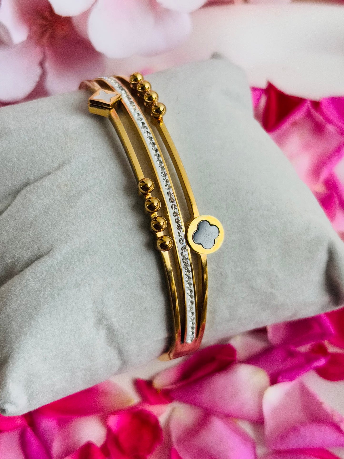 AIlaura Crystal Charm Open Kada