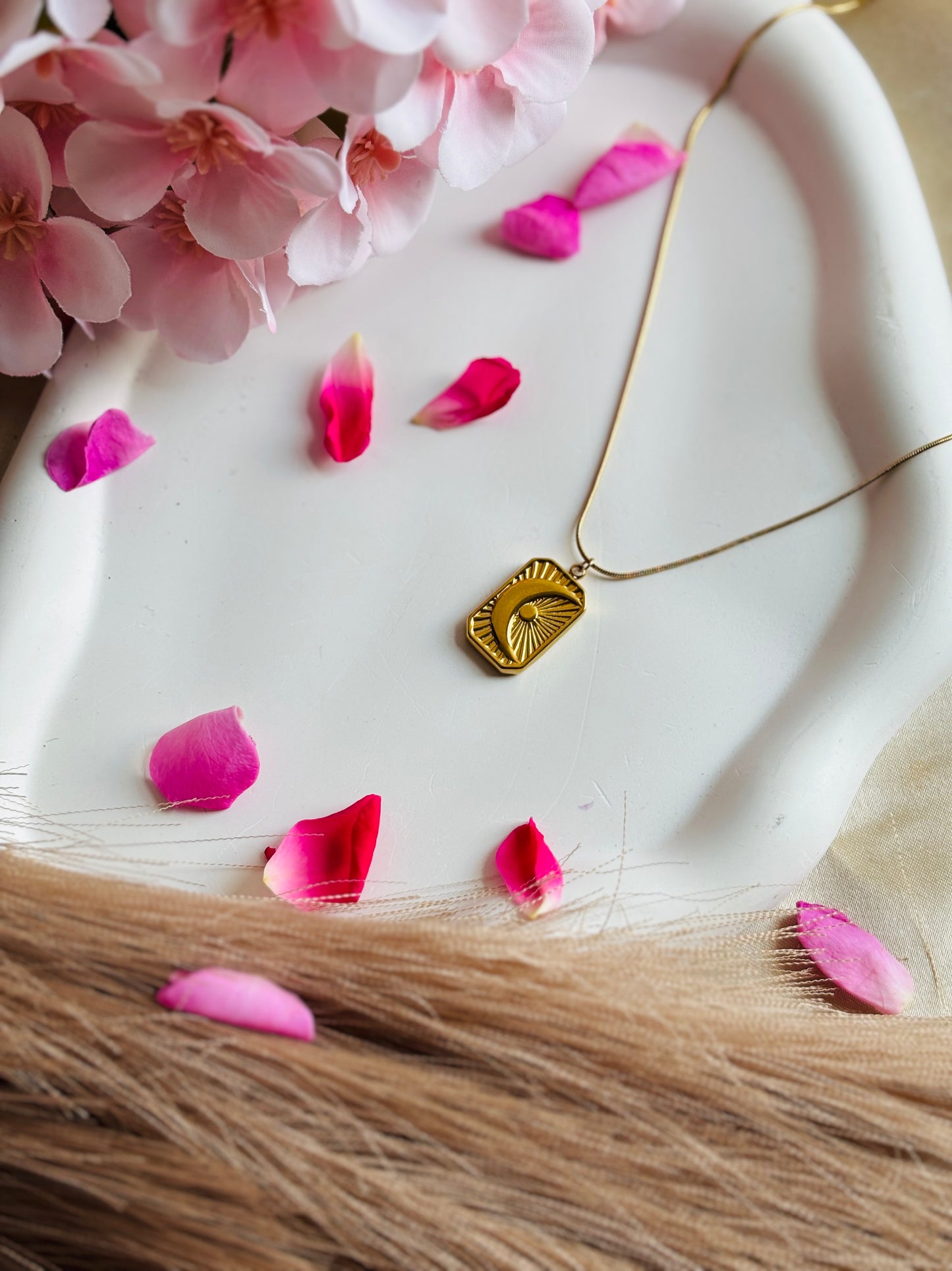 AIlaura Sun & Moon Manifest Necklace