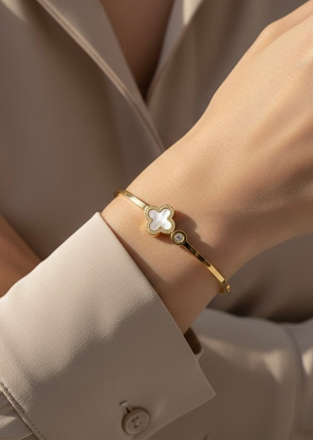 Ailaura Serene Clover Bangle- Adjustable