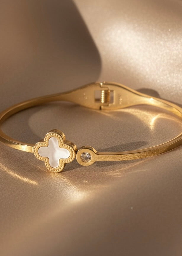 Ailaura Serene Clover Bangle- Adjustable