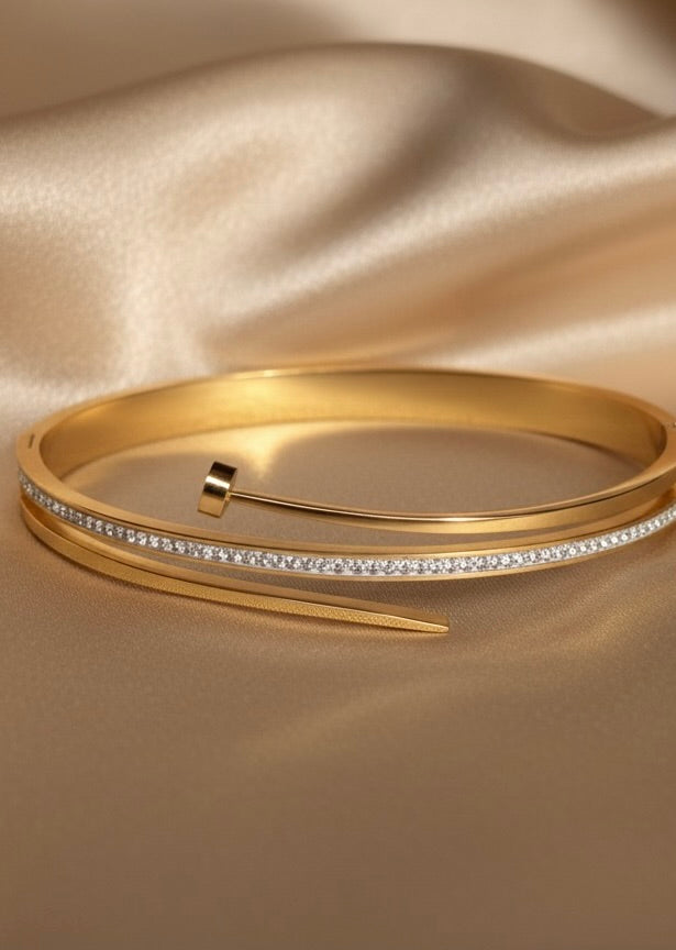 Ailaura Linea Spark Bangle- Adjustable
