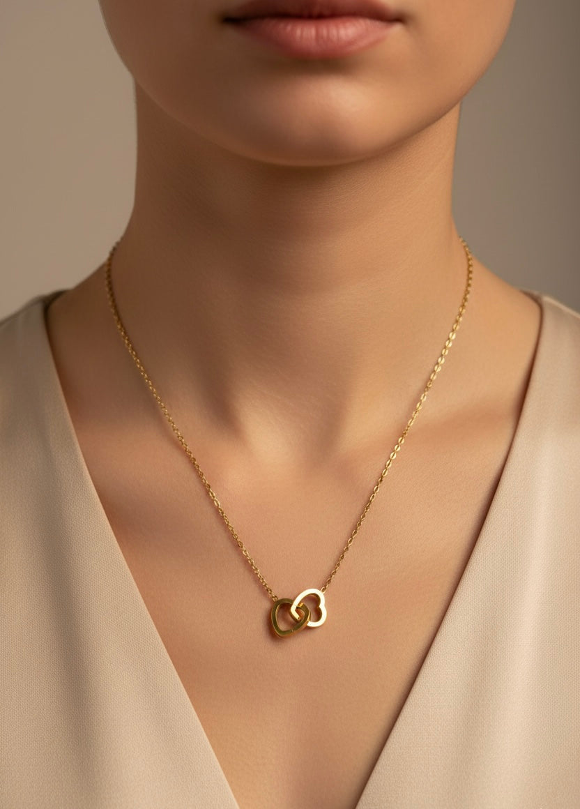 Ailaura Interlinked heart Necklace
