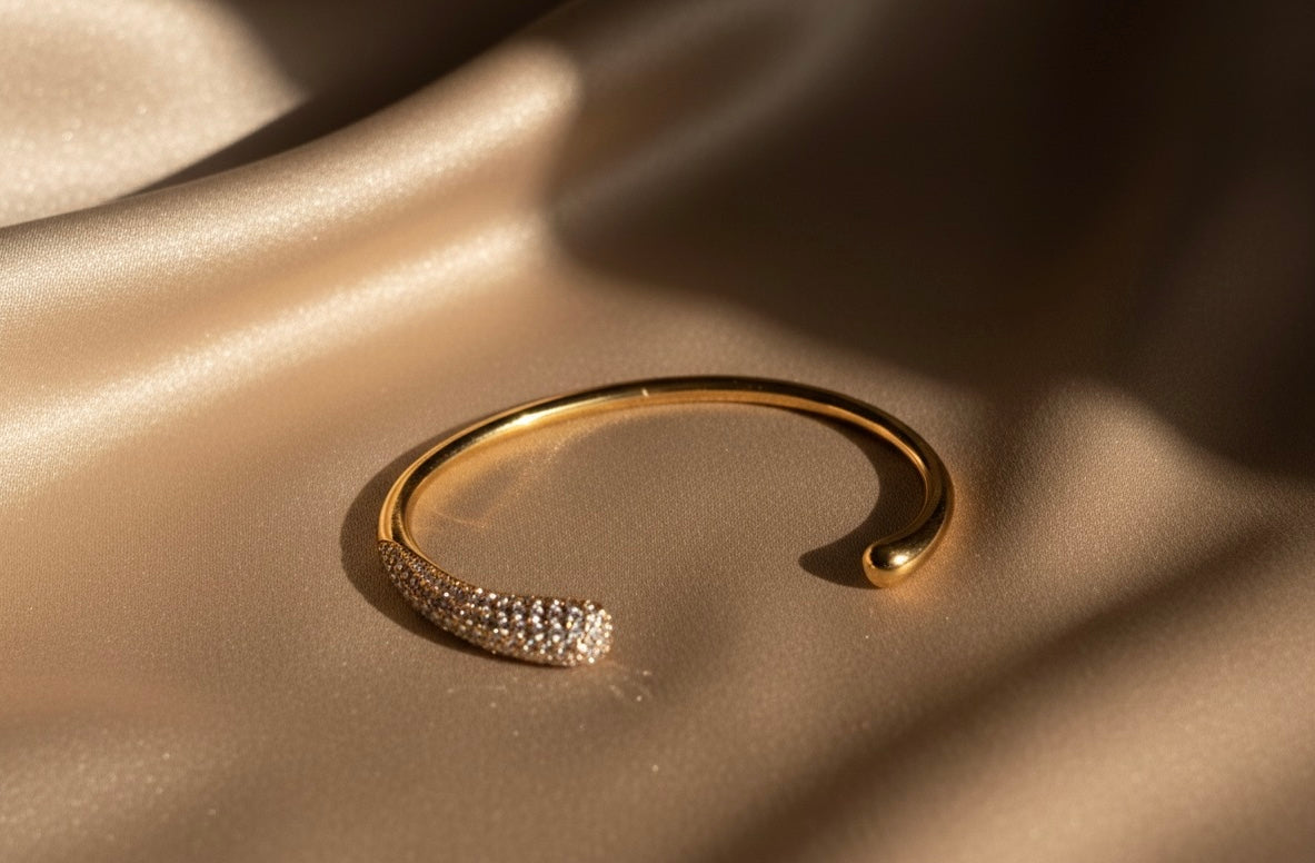 Ailaura Solis Curve Bangle- Adjustable