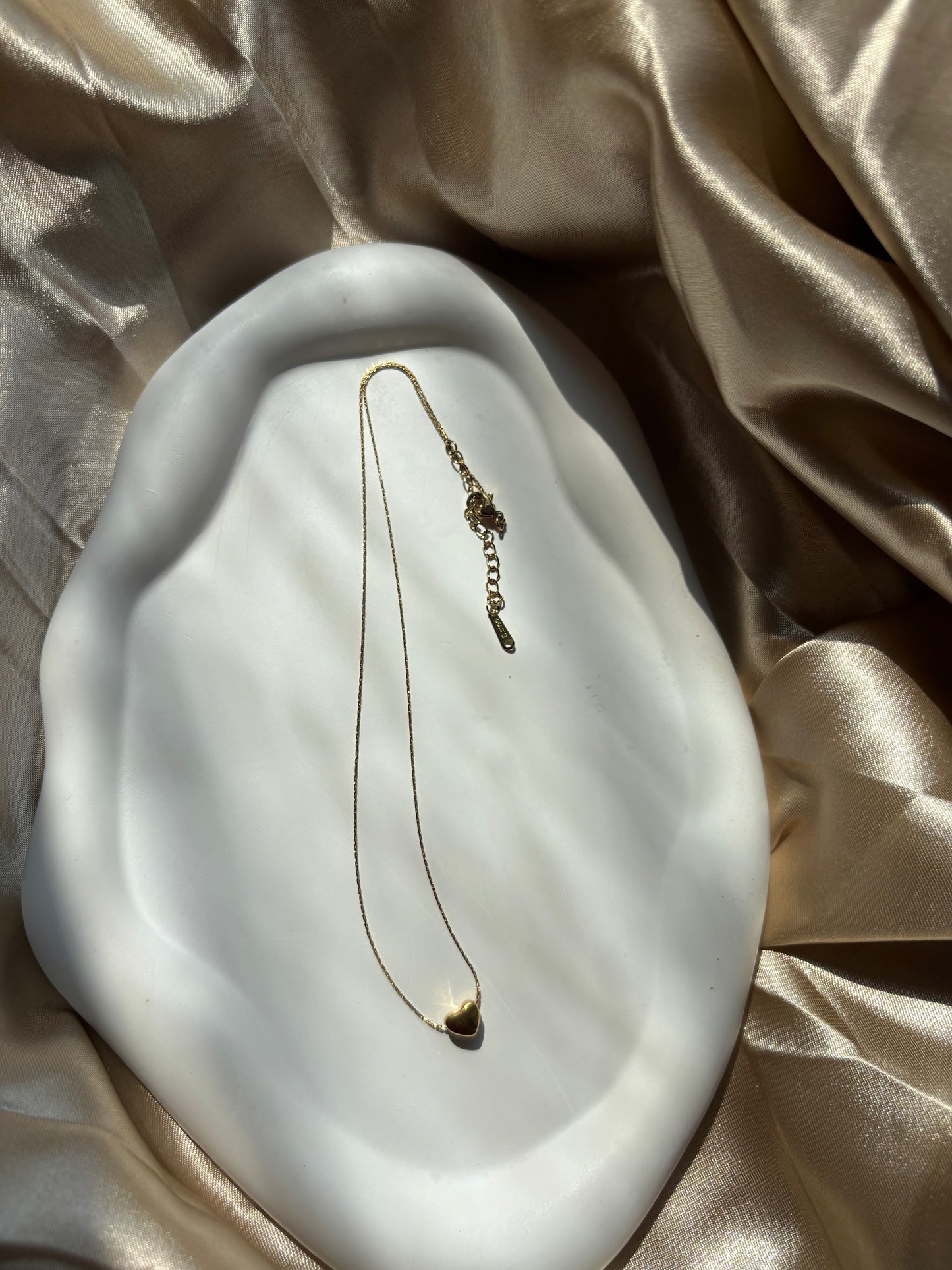 Ailaura Mini Heart Whisper Chain