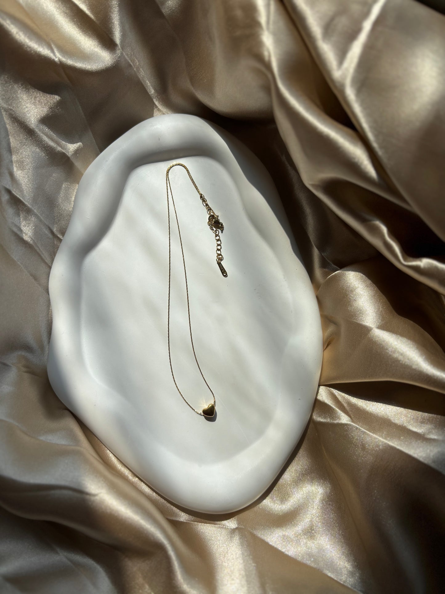 Ailaura Mini Heart Whisper Chain