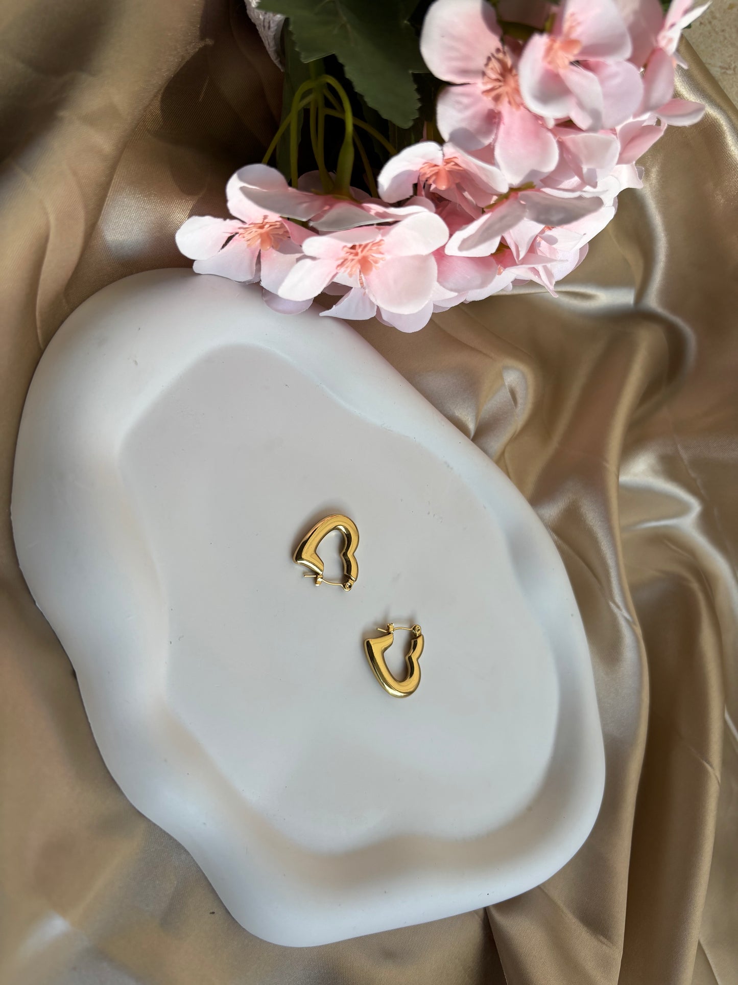 Ailaura Heart Hoop Earrings