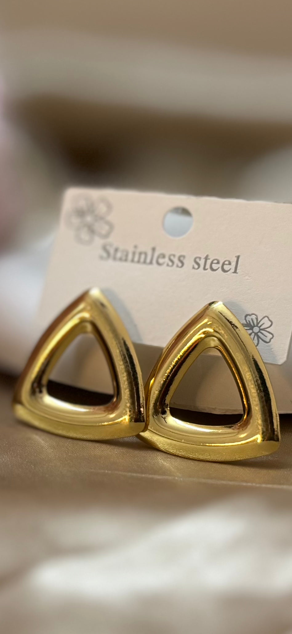 Ailaura Geo Triangle Stud Earrings