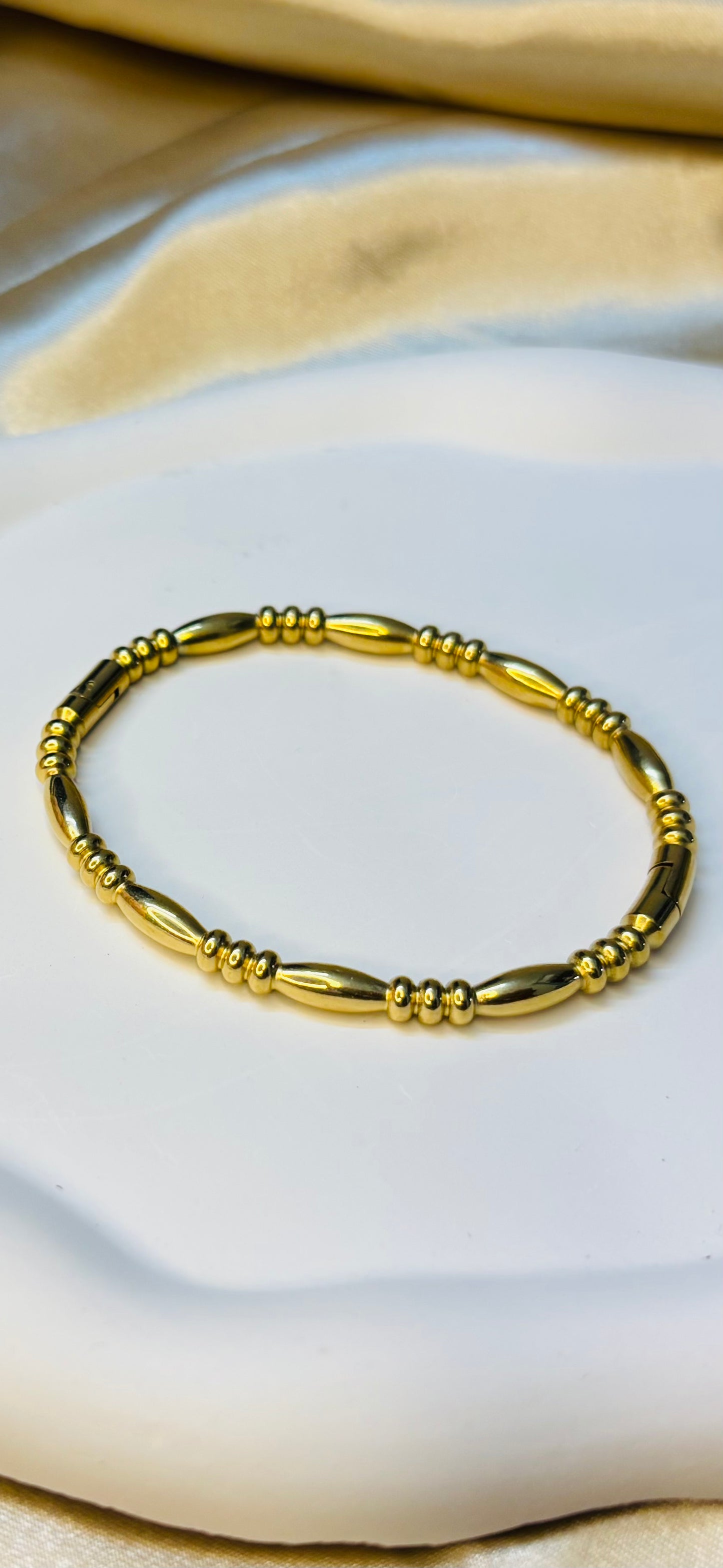 Ailaura Classic Bead Bangle