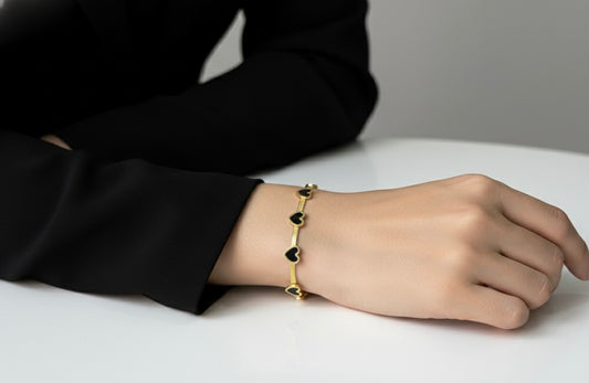 Ailaura Black Heart snake Chain Bracelet