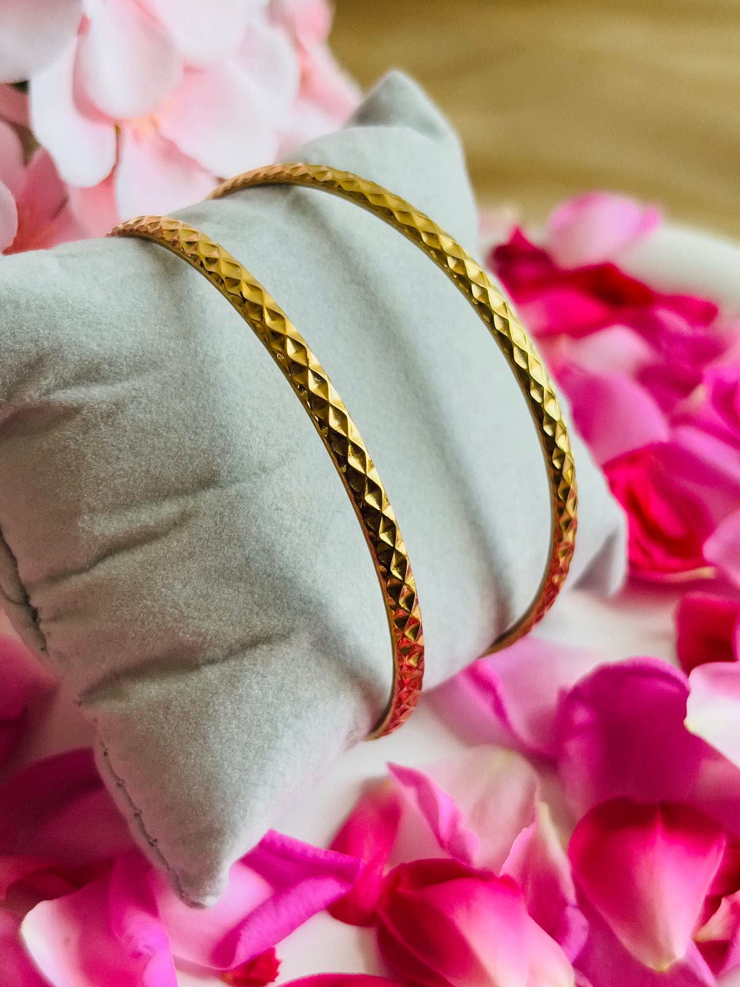 AIlaura Diamond Cut Gold Bangle (Pair)