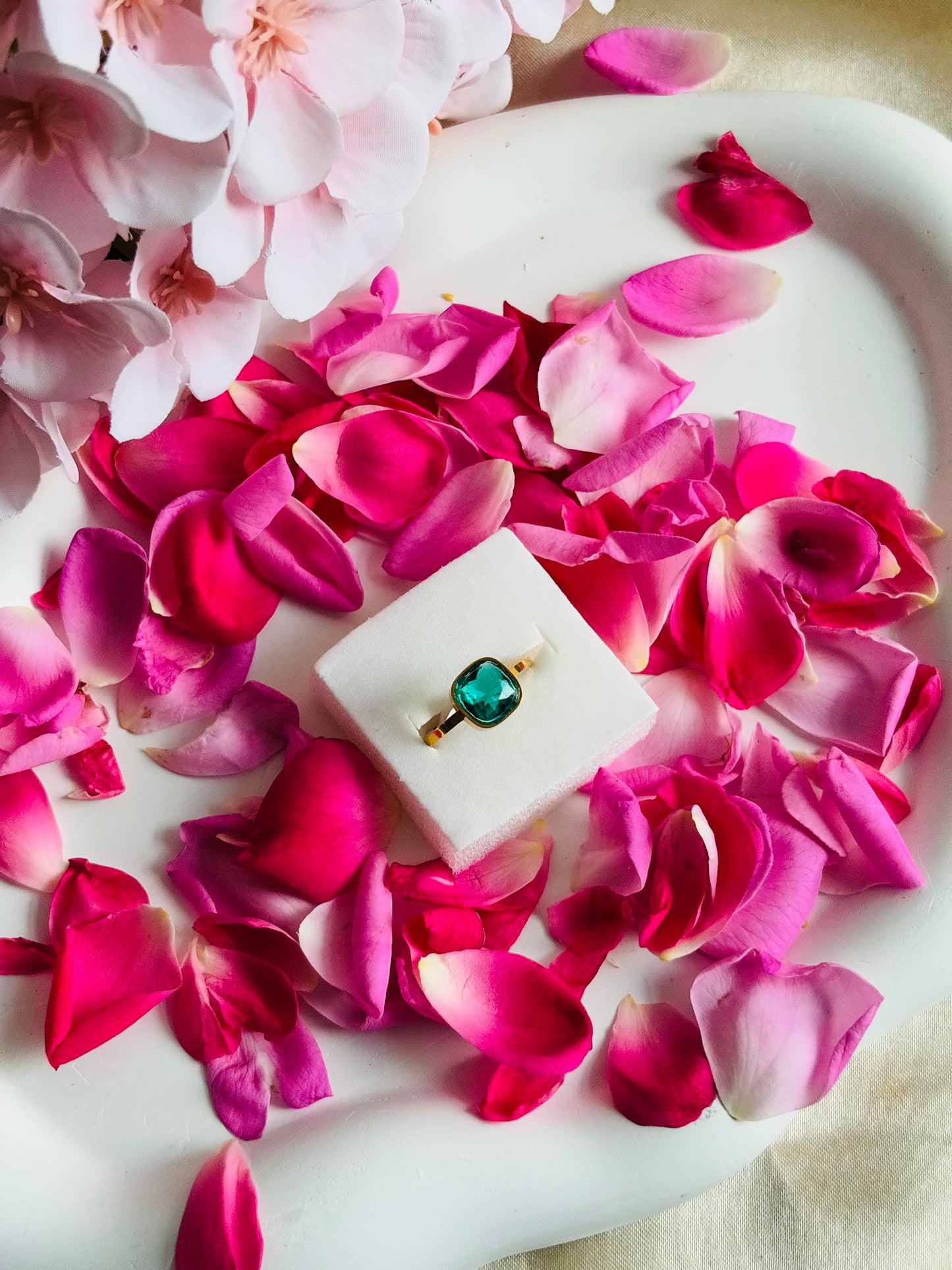 AIlaura Green Stone Adjustable Ring