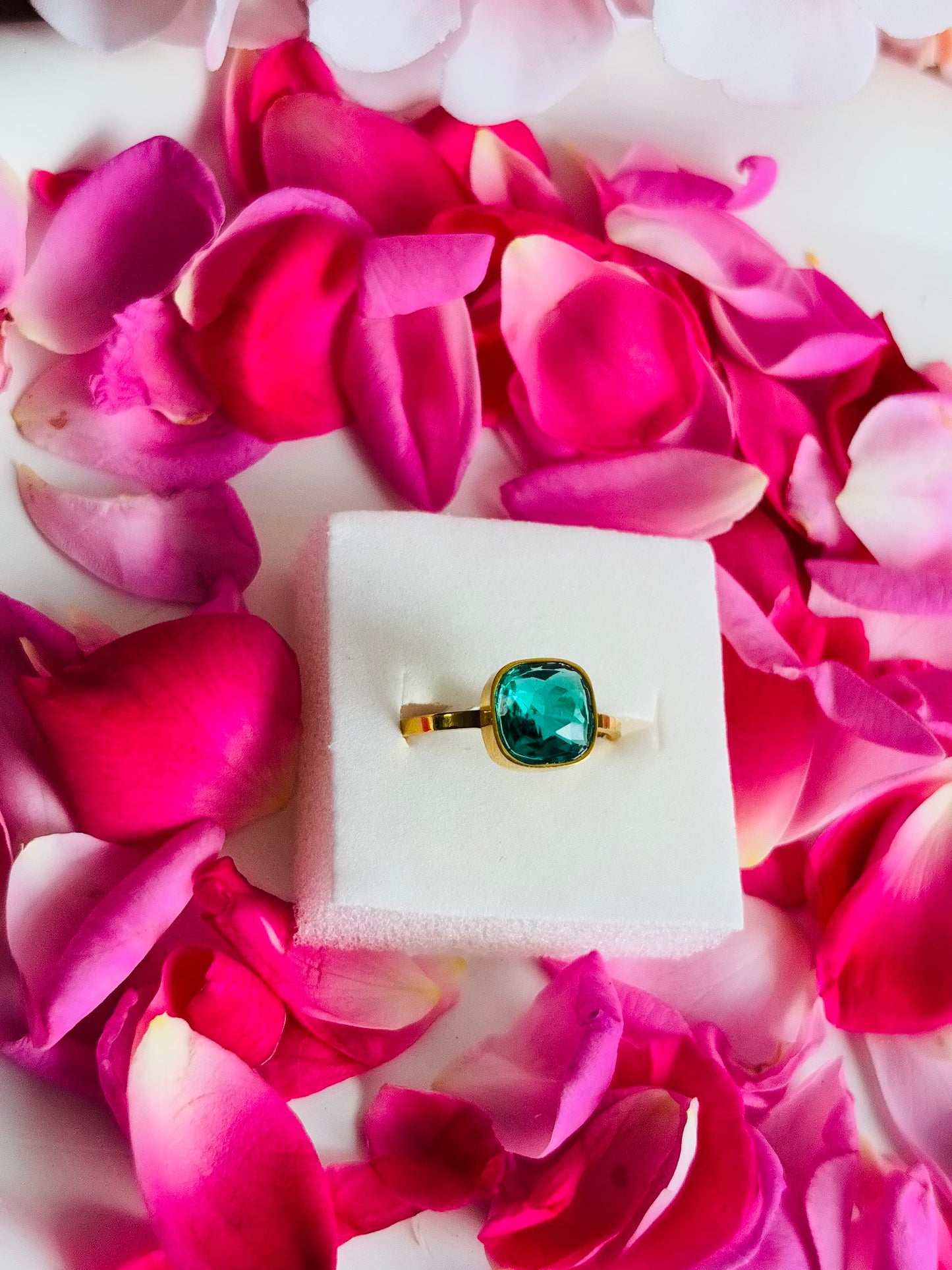AIlaura Green Stone Adjustable Ring