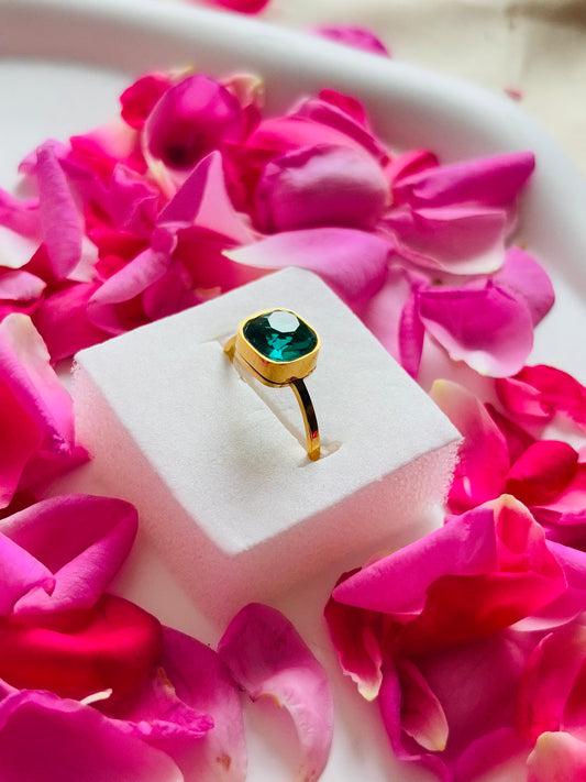 AIlaura Green Stone Adjustable Ring