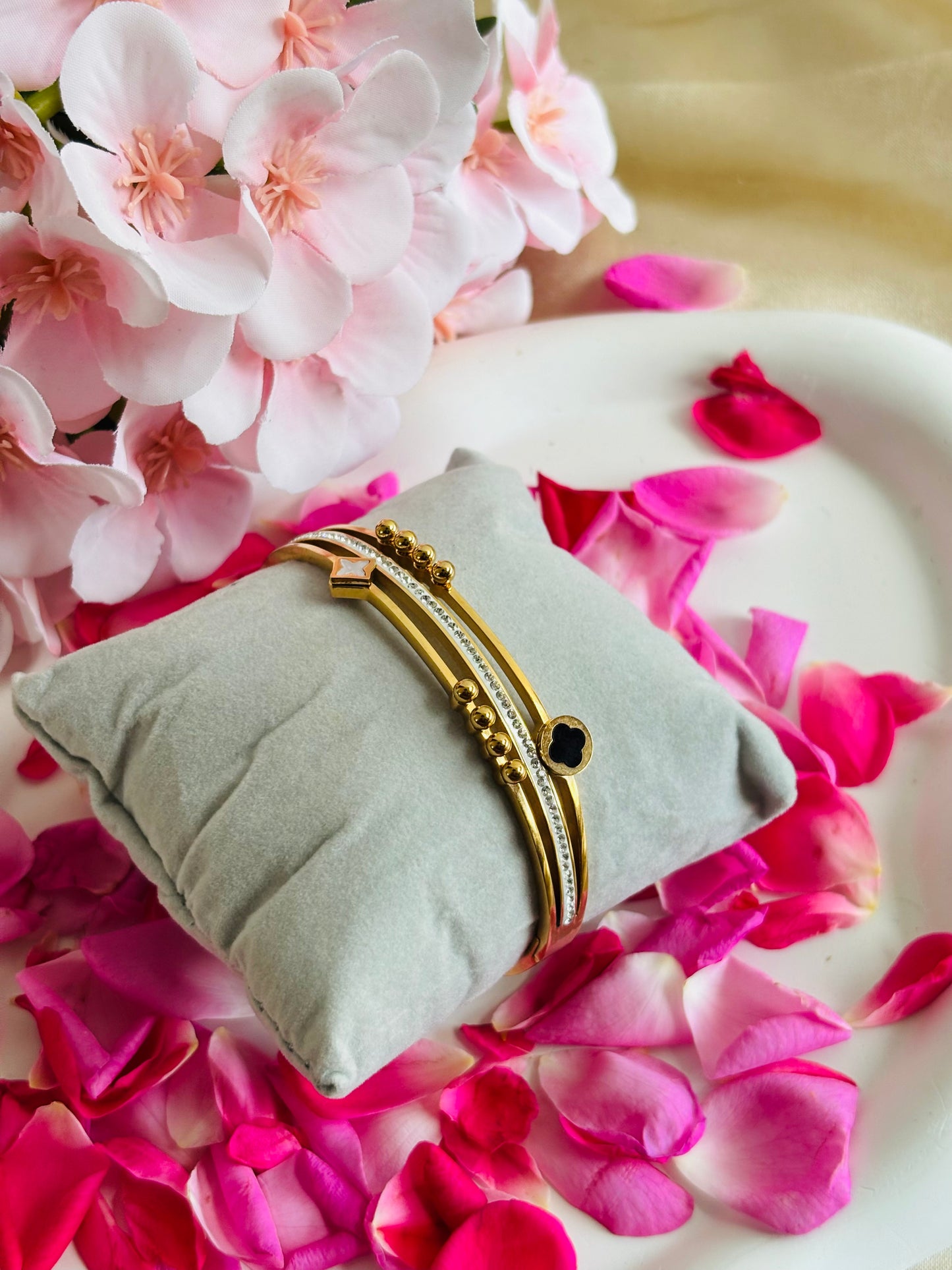 AIlaura Crystal Charm Open Kada