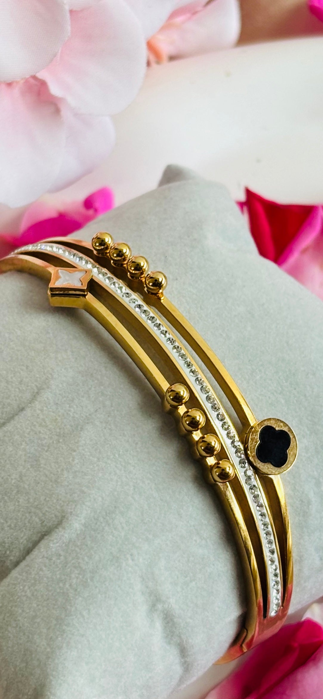 AIlaura Crystal Charm Open Kada