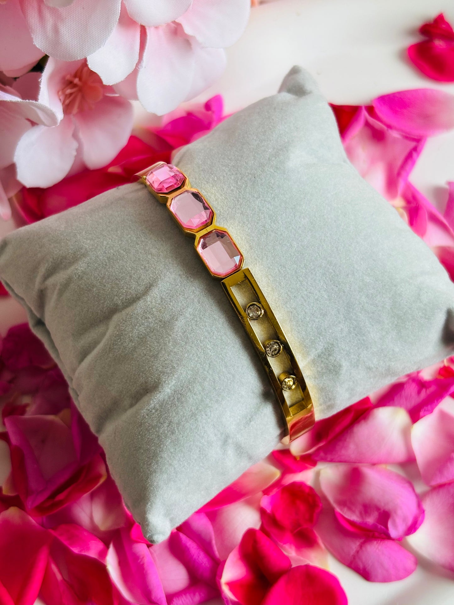 AIlaura Pink Crystal Open Kada