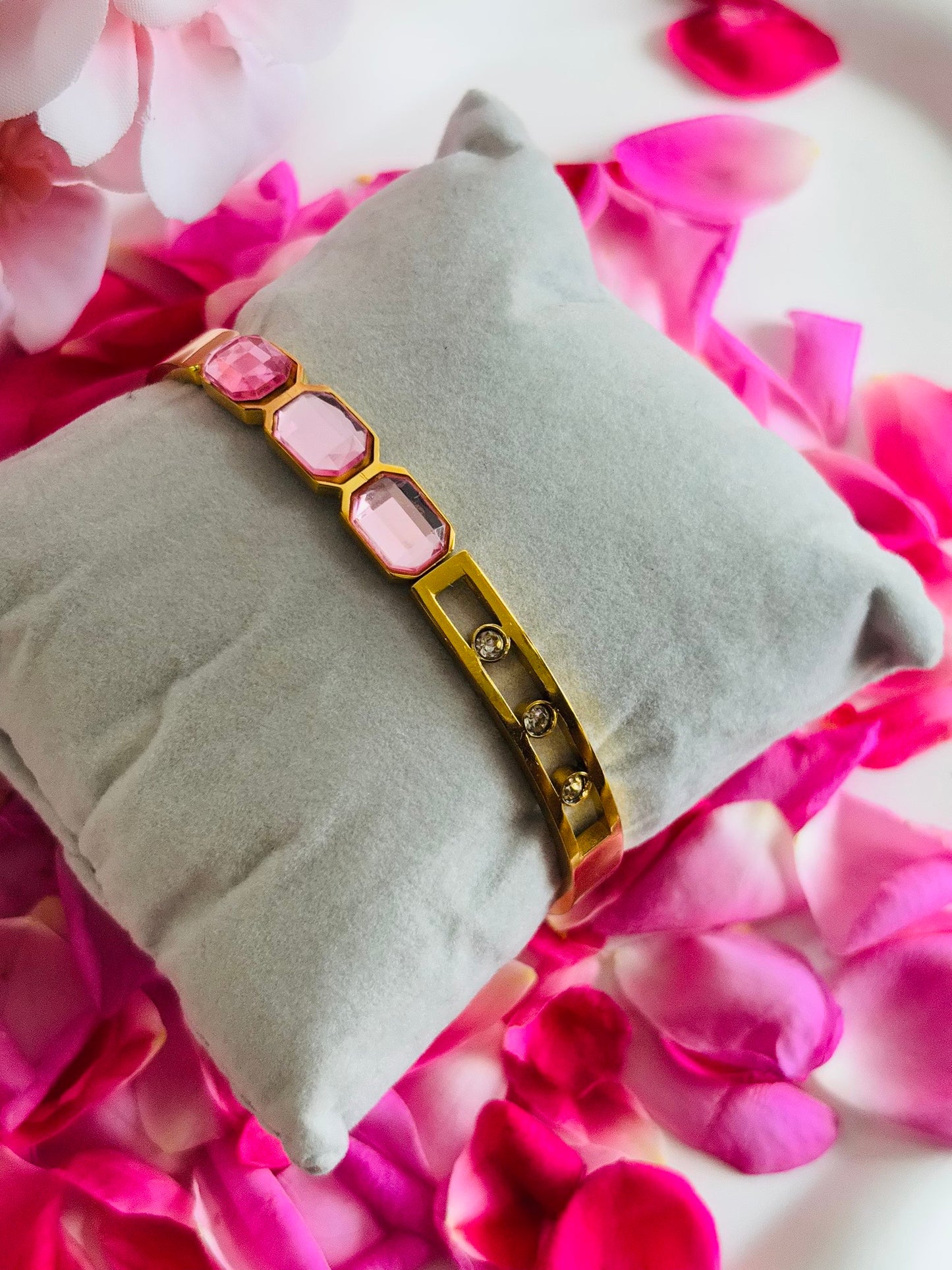 AIlaura Pink Crystal Open Kada