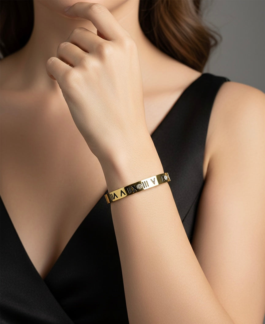 AIlaura Roman Charm Open Kada