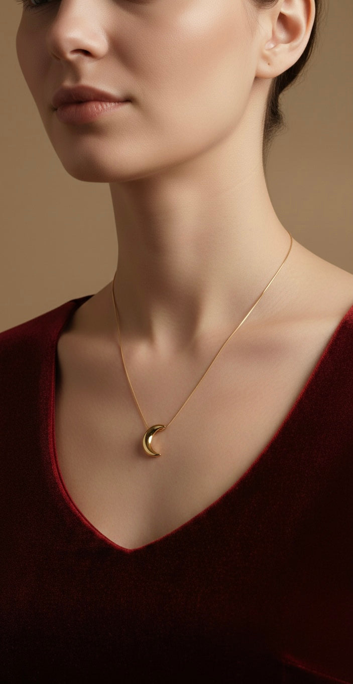 AIlaura Moon Glow Necklace