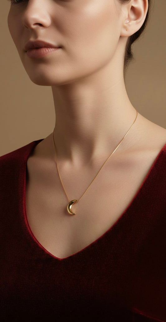 AIlaura Moon Glow Necklace